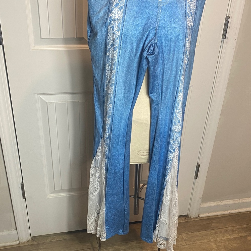 Blue Lace trim boho leggings-Like New